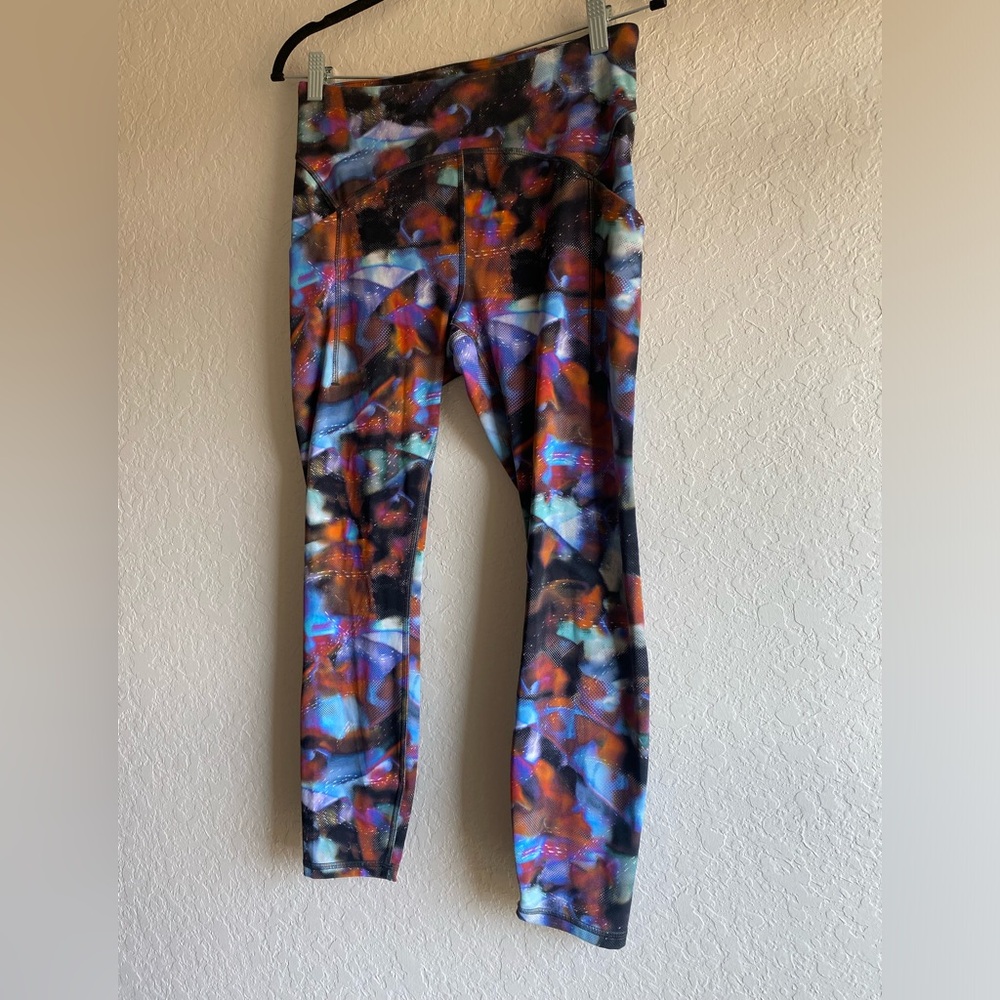 Lululemon Power Thru High-Rise Tight 25" in Hyper Drift Multi ~ Size 8 - Picture 5 of 11